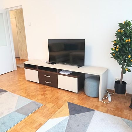 Novobeogradska Prica Apartamento Exterior foto